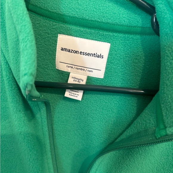 Amazon Essentials Boys’ Full Zip Polar Fleece Jacket - Picture 2 of 3